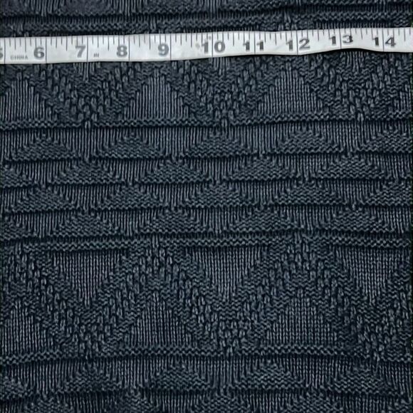 BDG URBAN OUTFITTERS SOLID CREW NECK SWEATER SIZE S-P‎ - Picture 6 of 6